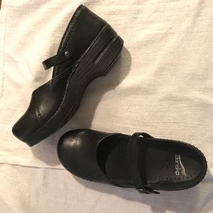 Black Dansko Mary Jane style shoes